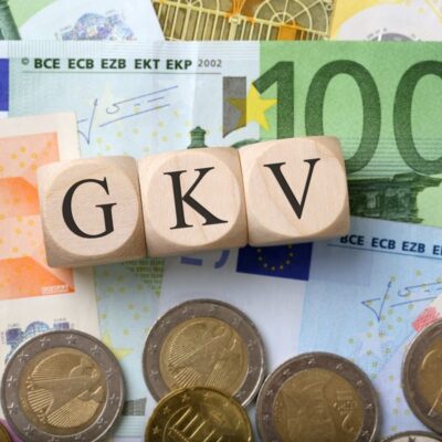 Kosten einer Zahnspange: Wer kommt für die Behandlung auf?