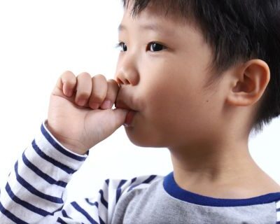 Habits: Die zahnmedizinischen Parafunktionen mit unangenehmen Folgen für Kinder und Erwachsene